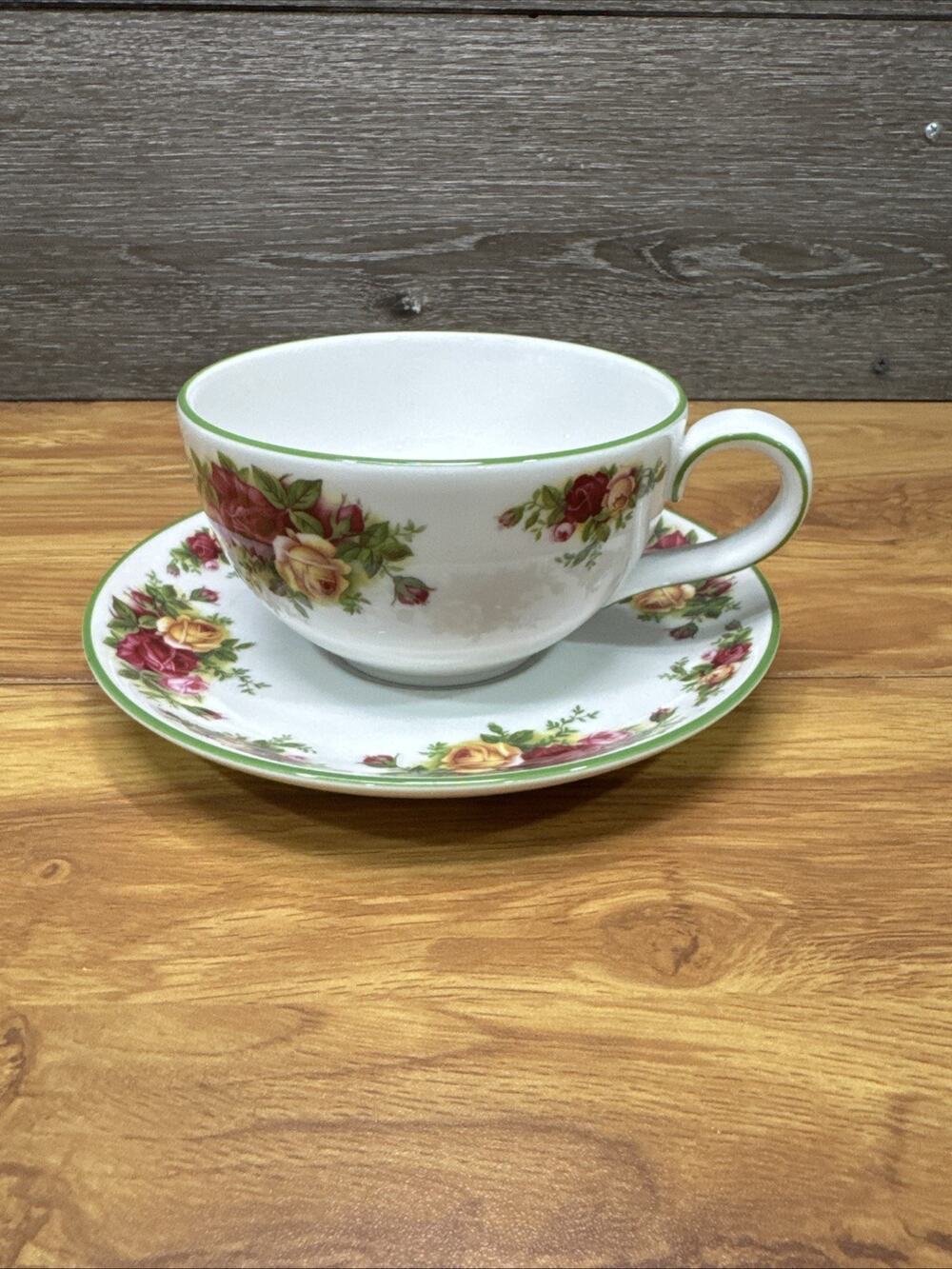 Royal Albert Breakfast Cup & Saucer Old Country Roses